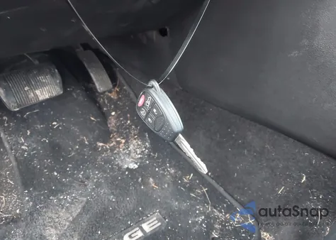 2011 Dodge Avenger Lux z USA, uszkodzony, nr VIN 1B3BD2FG2BN508555